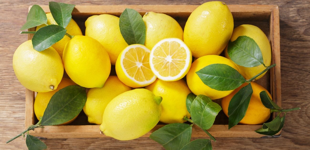 حبات من الليمون
